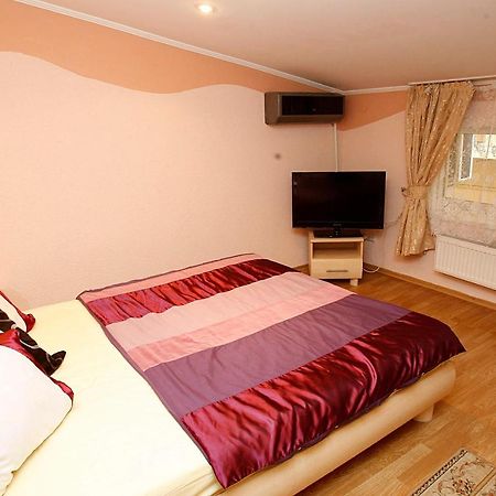 Simfonia Lwiw Apartment ลวีฟ ภายนอก รูปภาพ