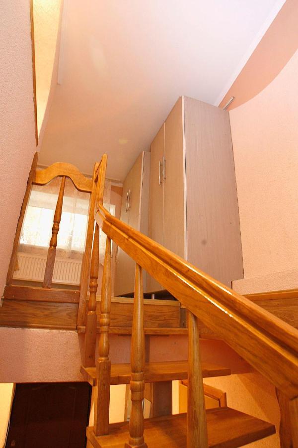 Simfonia Lwiw Apartment ลวีฟ ภายนอก รูปภาพ